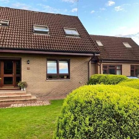 Lovely 1-Bed House In Стърлинг Екстериор снимка